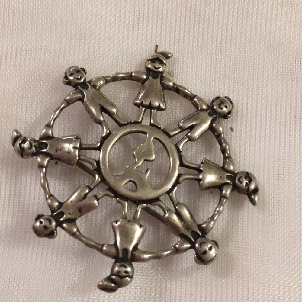 Sterling Sliver Brooch (N)
